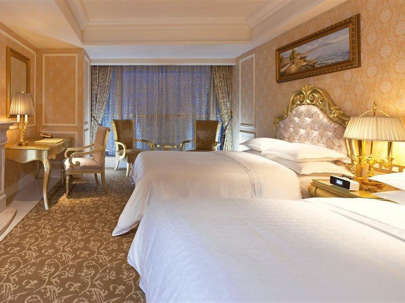 Sheraton Chongqing Hotel Exterior foto